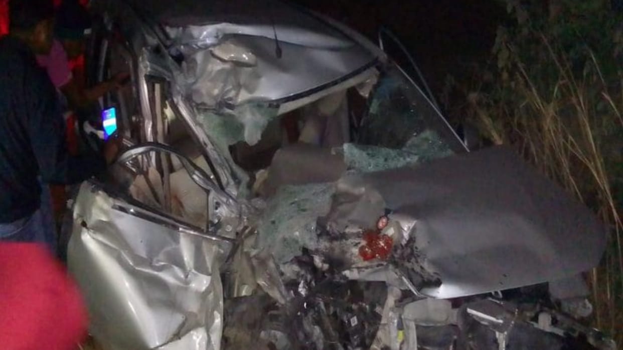 car rider engineer killed in truck collision, five injured in janjgir-champa