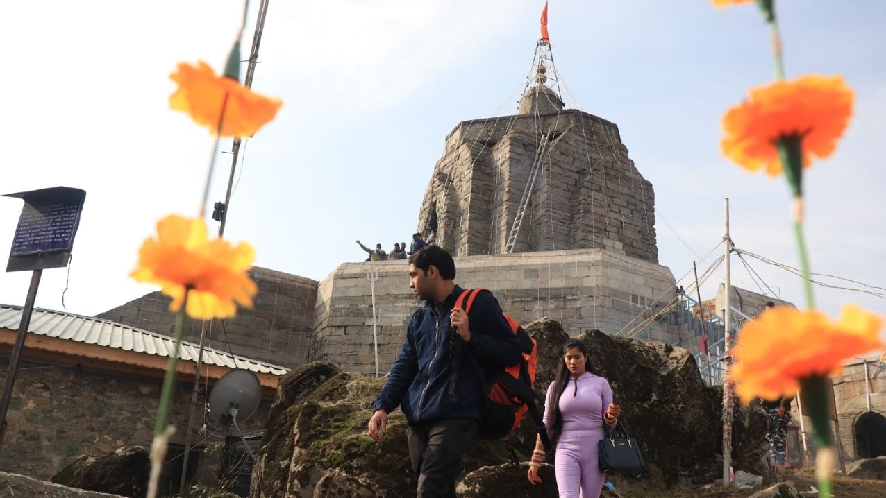 Kashmiri Pandits celebrated Herrath in Shankaracharya temple