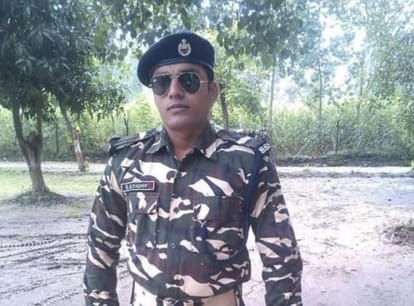 Bihar News : Mortal remains of SSB jawan Rakesh Yadav reached Bhojpur, uproar in protest for Martyr status