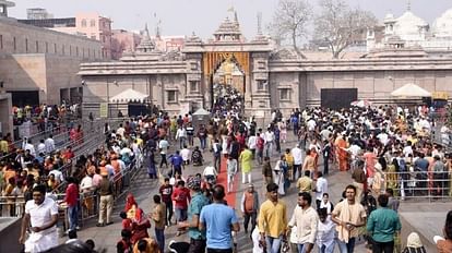 German hangar will save devotees immersed in baba's devotion from getting wet in rainy season