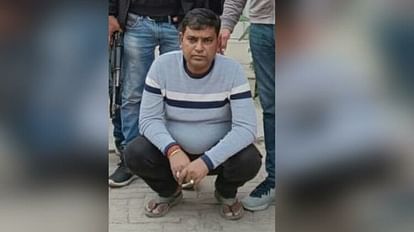 UKSSSC: पेपर लीक मामले में लखीमपुर खीरी का कारोबारी गिरफ्तार, गैंगस्टर सादिक मूसा को बेचा था प्रश्नपत्र पकड़ा गया कारोबारी रुपेंद्र जायसवाल