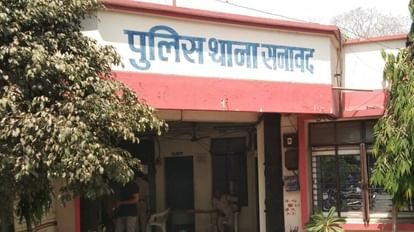 Khargone: महाशिवरात्रि पर्व पर दलितों और दबंगों के बीच पूजा करने को लेकर चले पत्थर, दोनों पक्षों पर मामला दर्ज सनावद थाना, जिला खरगोन