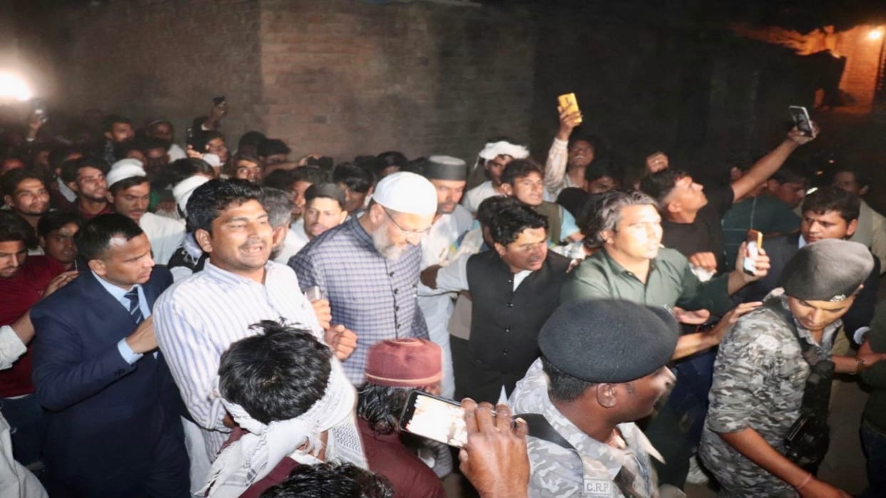 Bhiwani Killing Case Owaisi Meet Bhiwani Incident Victims Junaid Nasir Families in Rajasthan News in Hindi