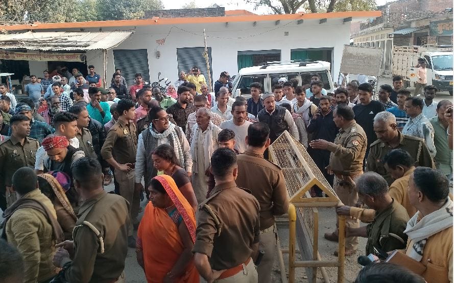 Maternal and newborn died in private hospital in ghazipur delivery was done by operation