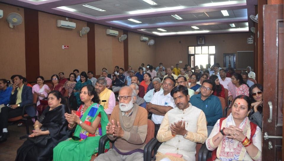 former governor vishnu sadashiv kokje ramcharitmanas issue