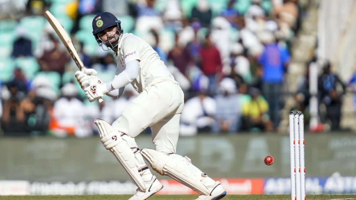 IND vs AUS Heated debate between two veteran regarding KL Rahul Venkatesh Prasad Aakash Chopra on social media