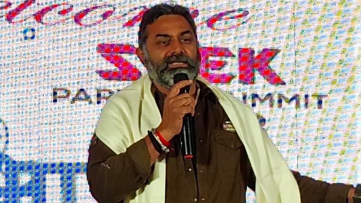 Film actor Bhagwan Tiwari said: There are many excellent locations in UP, good films can be made here