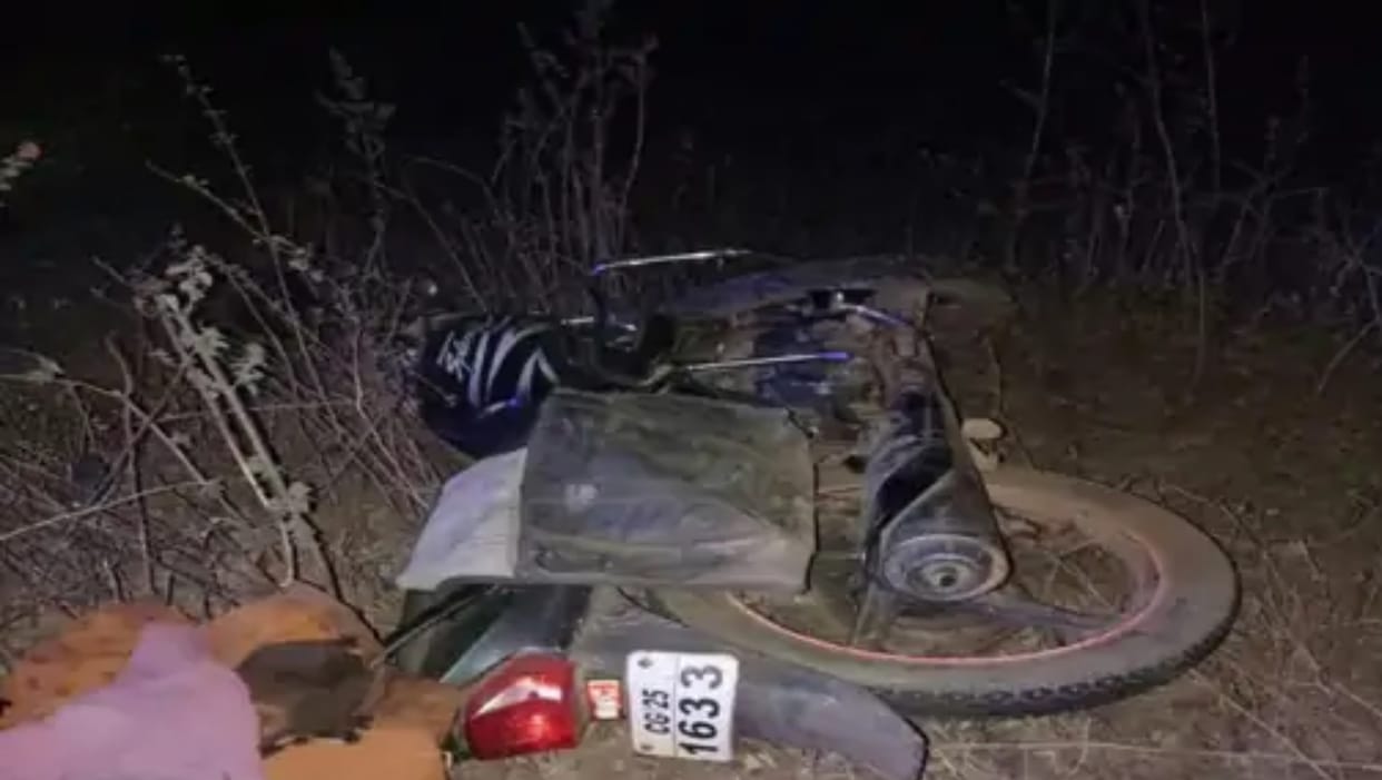 bike riding father and son died due to car collision in kabirdham
