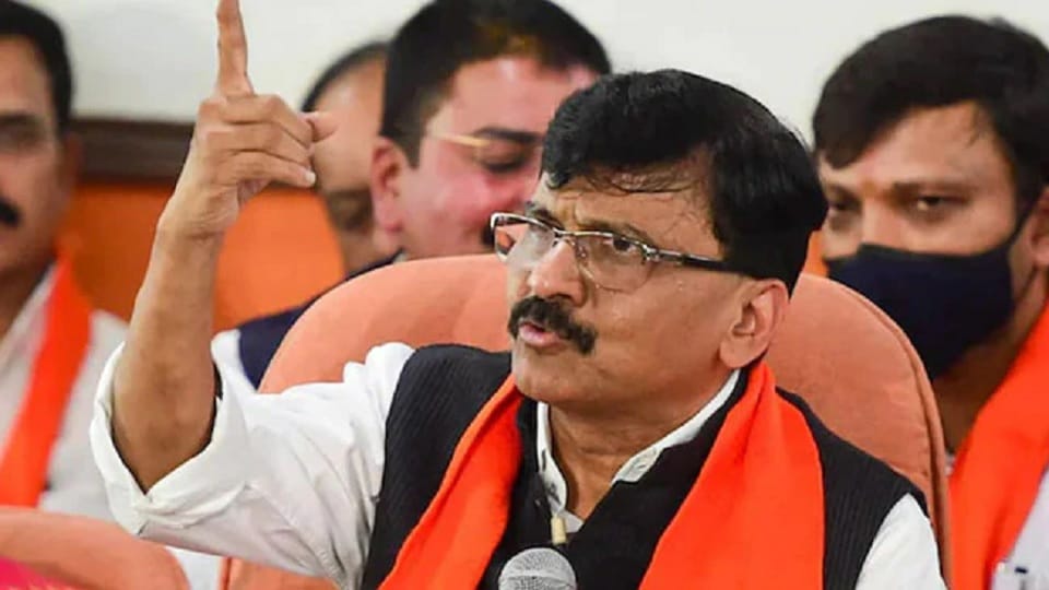 shiv sena ubt sanjay raut controversial statement compare bjp with hamas himanta biswa sarma
