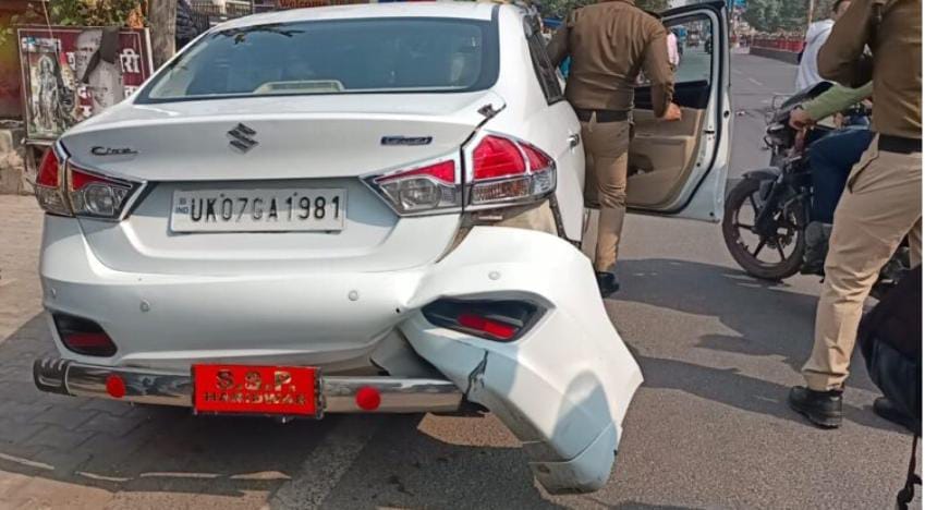 Accident Scooty rider hit Haridwar SSP police captain car Uttarakhand news in hindi