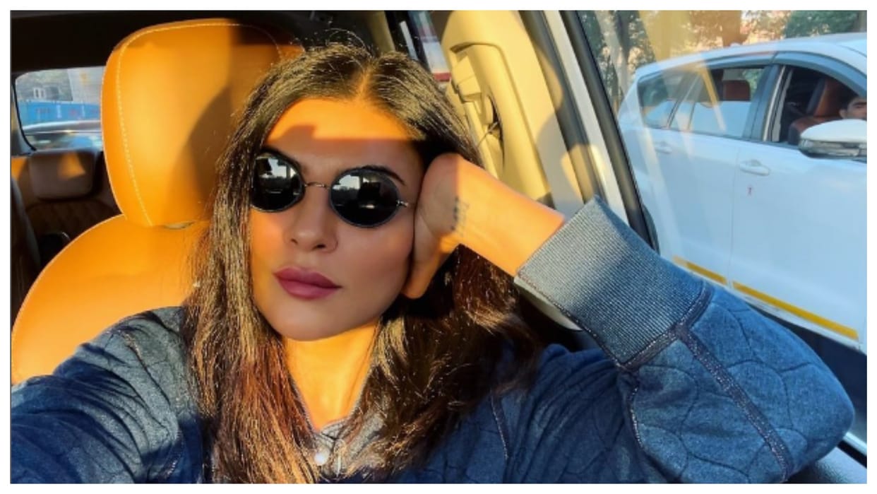 Susmita Sen gave advice to a fan who is suffering in her personal life says God has a solid plan for your life