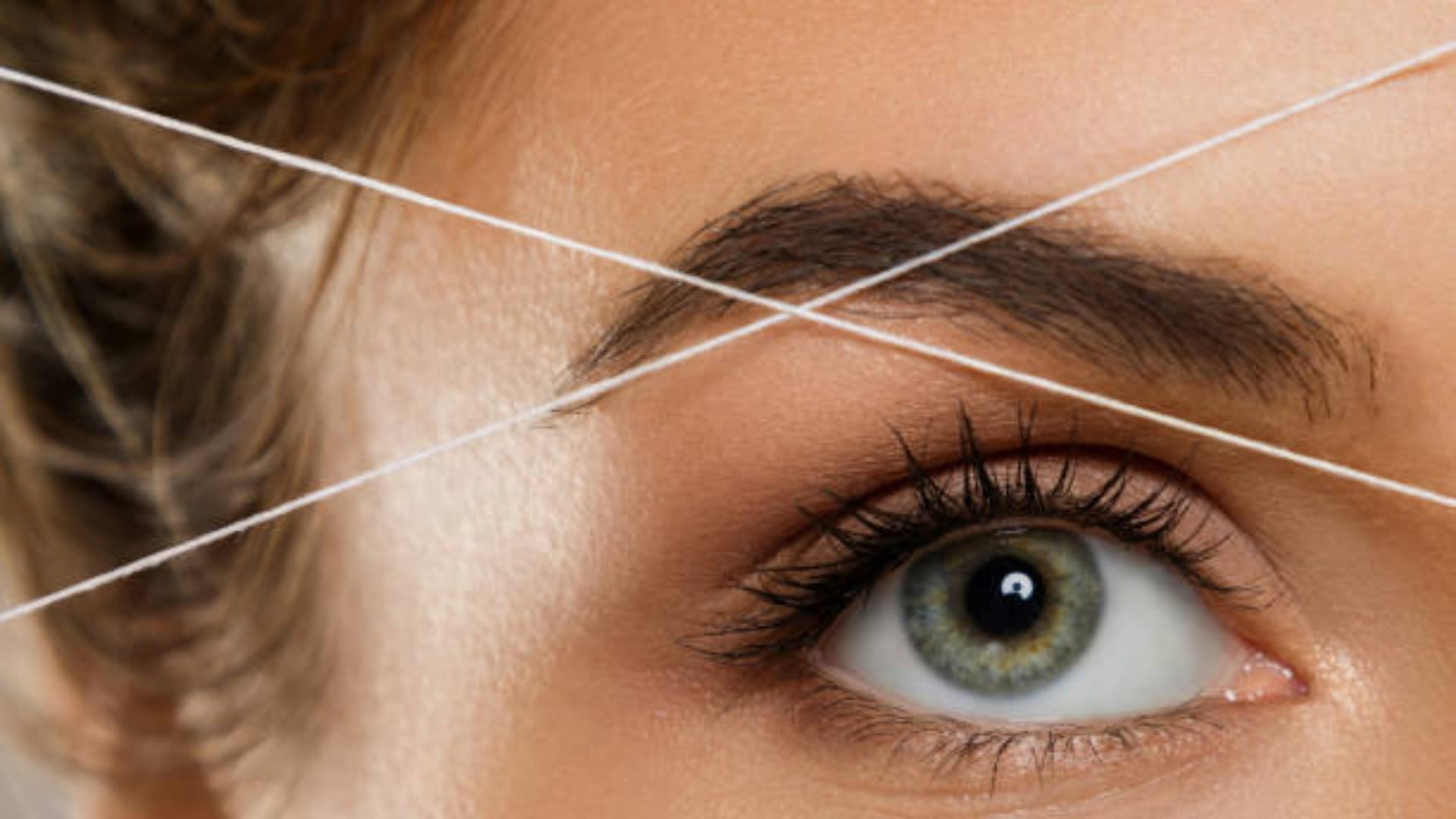 Eyebrow Threading Tips How To Get Perfect Eyebrow Shape At Home News In Hindi