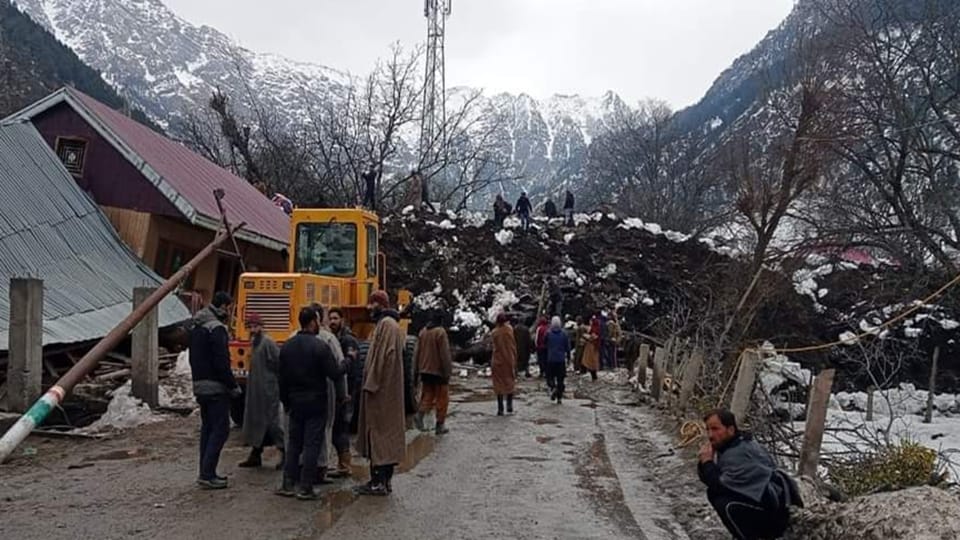 Jammu Kashmir: 10 houses 4 cowsheds and several shops damaged by landslide in Ganderbal