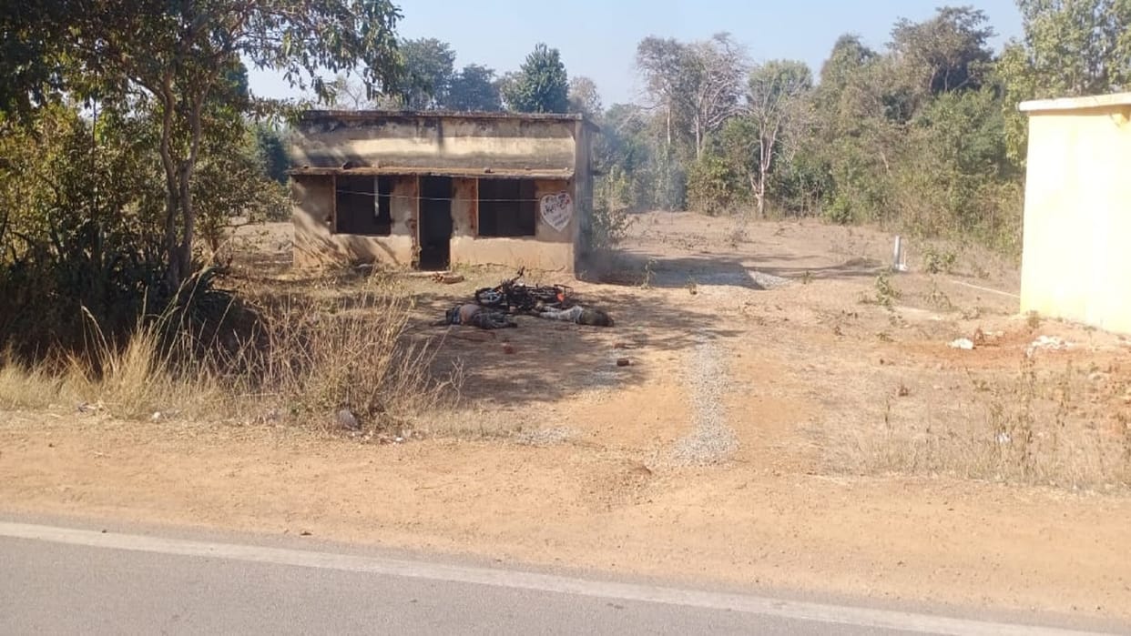 Rajnandgaon Naxalite Attack Two soldiers martyred in Naxalite attack Bike also set on fire