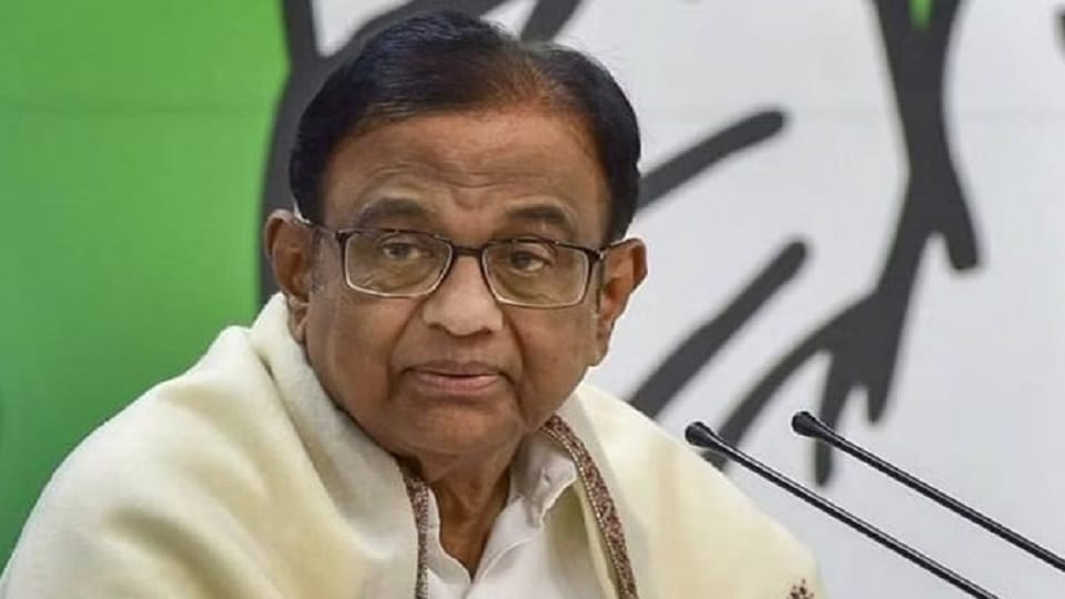 Chidambaram: Will PM assure that LPG cylinder price will not go up if BJP comes to power again