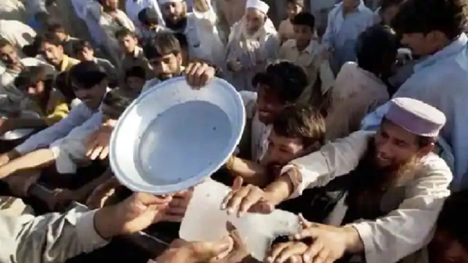 IMF tells cash-starved Pakistan High earners pay taxes and only the poor get the subsidies