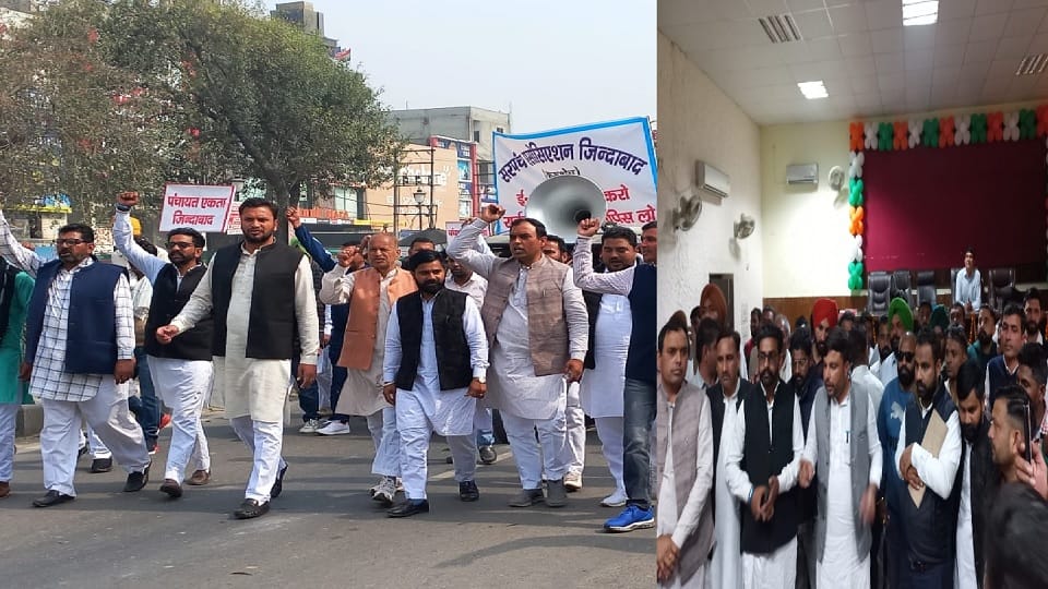 Sarpanch taking out procession in Kurukshetra entered Panchayat Bhavan hall and boycotted training camp