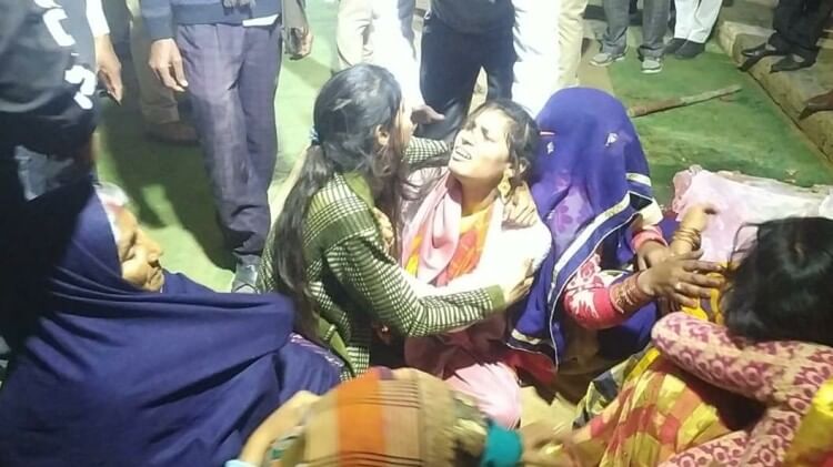 Auraiya Double Murder: 20 वर्ष से सुलग रही थी बदले की आग, ताबड़तोड़ फायरिंग कर उतारा मौत के घाट, पढ़ें पूरा मामला auraiya double murder