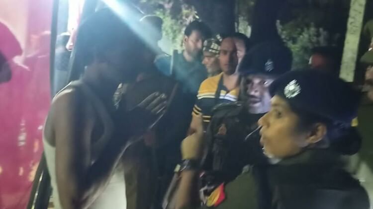 Auraiya Double Murder: 20 वर्ष से सुलग रही थी बदले की आग, ताबड़तोड़ फायरिंग कर उतारा मौत के घाट, पढ़ें पूरा मामला auraiya double murder