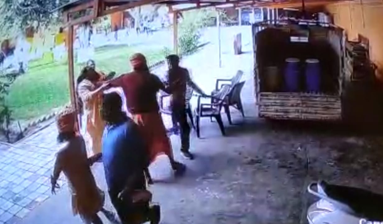 Haridwar: Dispute between two saints over property people seen waving sword inside In Akhara video viral
