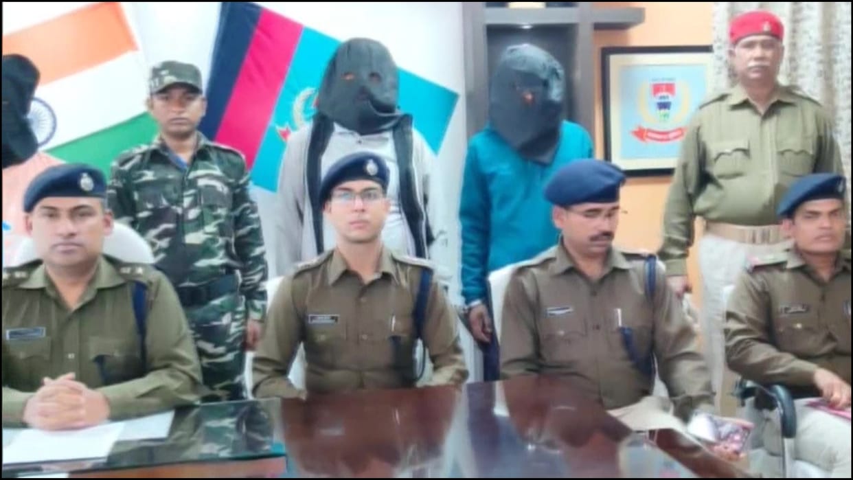 Girl killed by father-brothers over talking to boyfriend on video call in Chaibasa Jharkhand