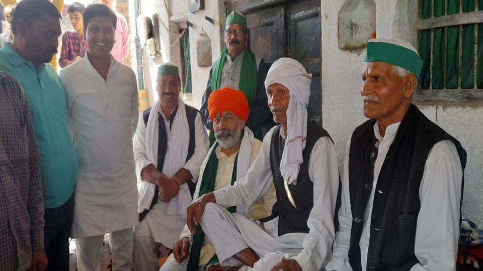 Farmer leader Rakesh Tikait reached Agra and said loan of farmers should be forgiven by government