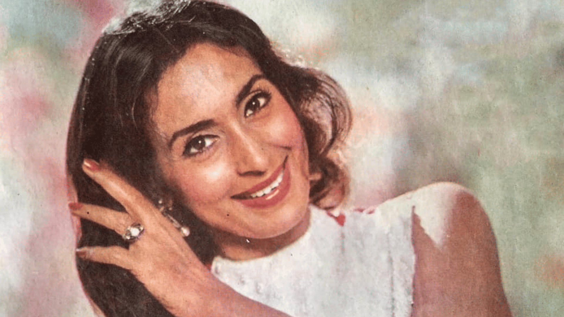 Nutan Death Anniversary When Actress Forgot her Car Outside Laundry Shop