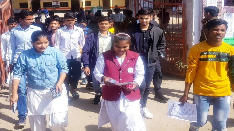 Student caught cheating in Maths exam of UP Board Exam in Etah Room Inspector removed from duty