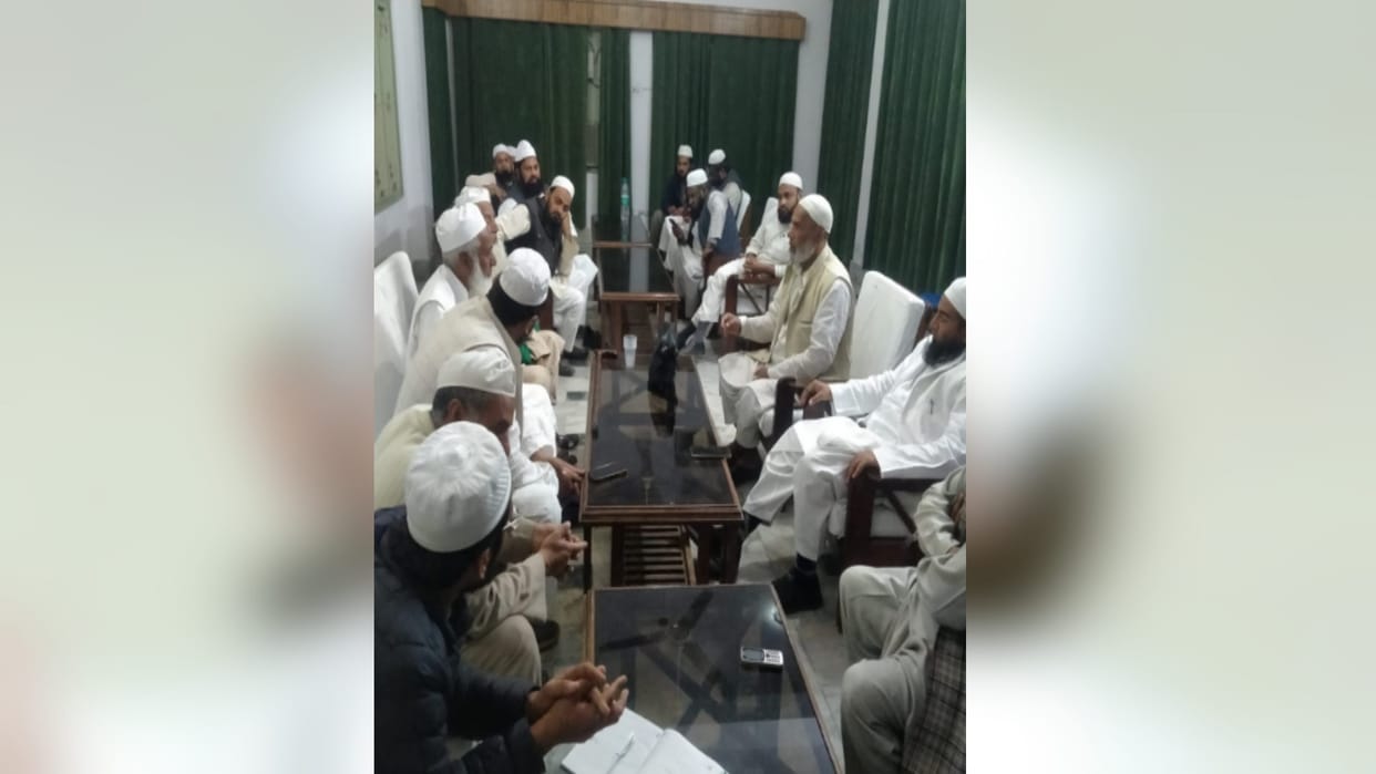 Meeting in Deoband: Maulana Zahoor said that officials should strengthen religious education board of Jamiat
