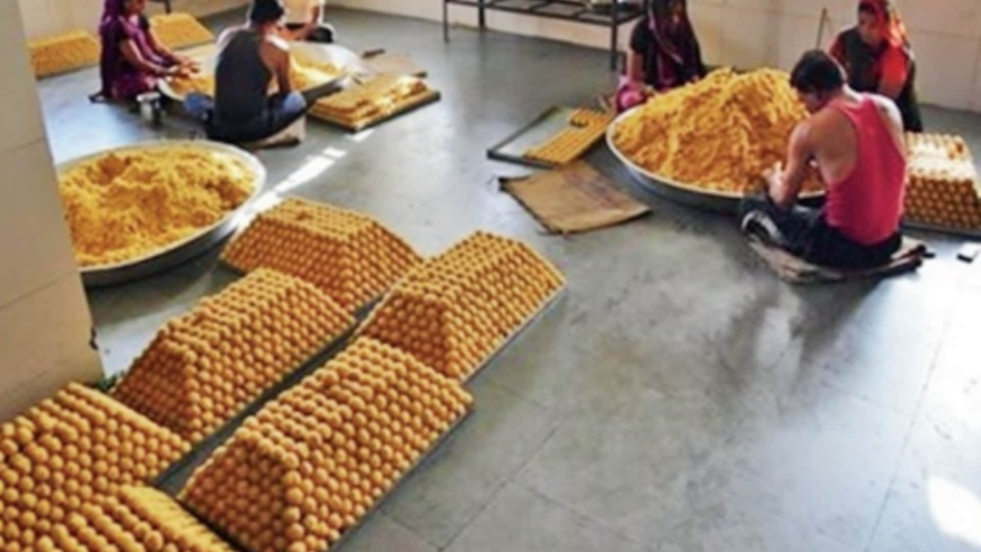 Mahakaleshwar: A new gift to the devotees of Mahakal, paid visitors will not have to pay for Prasad