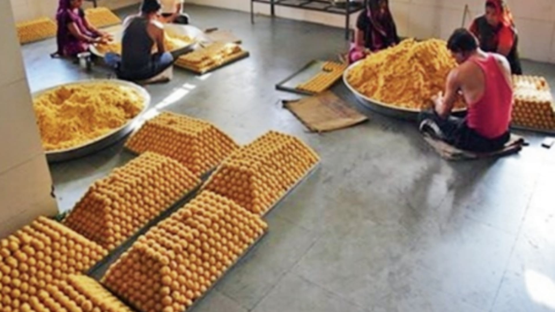Mahakaleshwar: A new gift to the devotees of Mahakal, paid visitors will not have to pay for Prasad