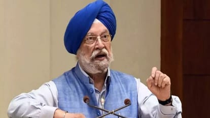 जम्मू-कश्मीर: केंद्रीय मंत्री पुरी ने राहुल को दिलाई असम नरसंहार की याद, आप नेता आतिशी को लिया आड़े हाथोंं Union Minister Puri reminds Rahul Gandhi Assam massacre, takes AAP leader Atishi crosshair