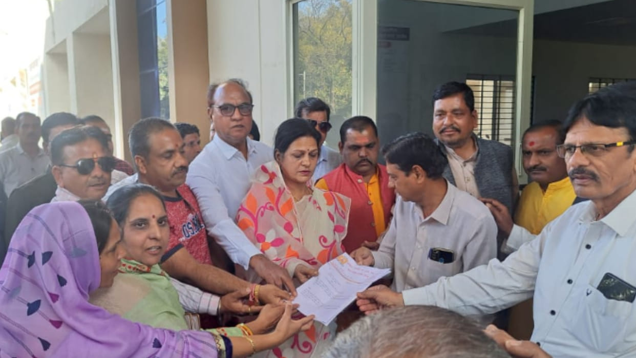 Brahmins of Ujjain angry over the incident of burning the principal alive in Indore
