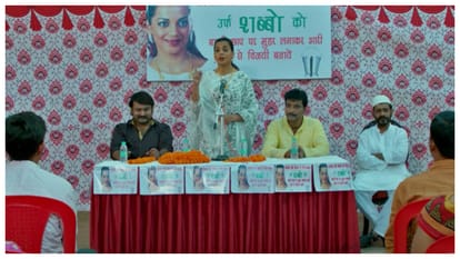 Khela Hobe Review in Hindi Amar Ujala Om Puri Mugdha Godse Manoj Joshi Sunil C Sinha