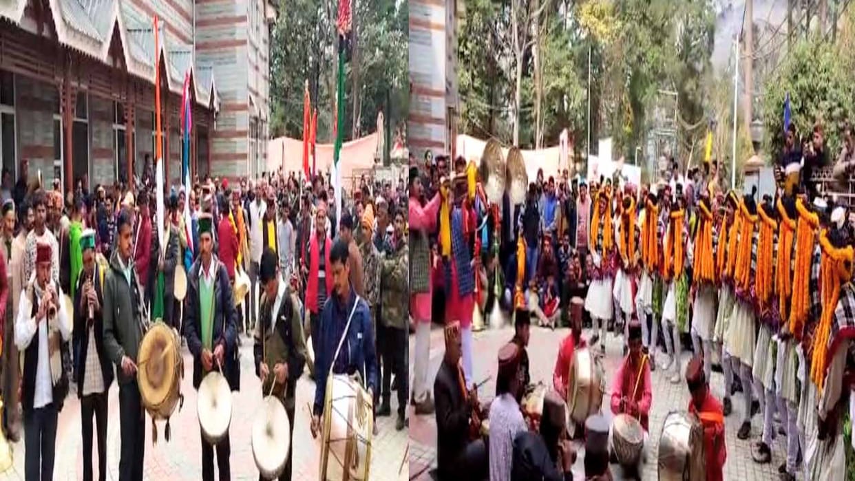 Dev Nati and melodious sounds of musical instruments mesmerized people in Sanskriti Sadan