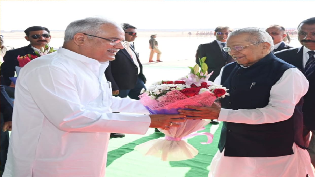 New Governor Vishwabhushan Harichandan arrived in Raipur