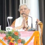 पूर्वांचल विश्वविद्यालय में राज्यपाल  आनंदी बेन पटेल