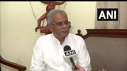 Chhattisgarh: CM भूपेश बघेल बोले- भाजपा कांग्रेस महाधिवेशन से डरी हुई है, इसलिए हमारे नेताओं को आने से रोक रही कांग्रेस नेता पवन खेड़ा को रोके जाने के मामले में छत्तीसगढ़ सीएम भूपेश बघेल ने बयान दिया है।