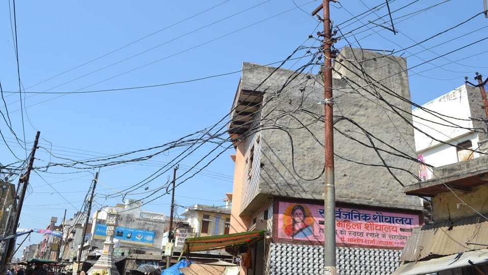 165 km armored cable and 65 km bunch conductor line in Hathras
