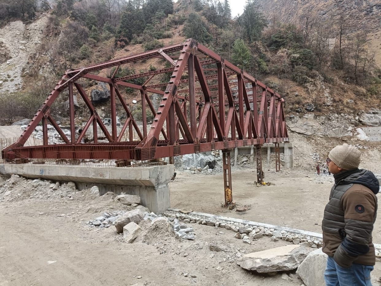 Badrinath Highway: Pilgrims will go from bridge in Khachda nala