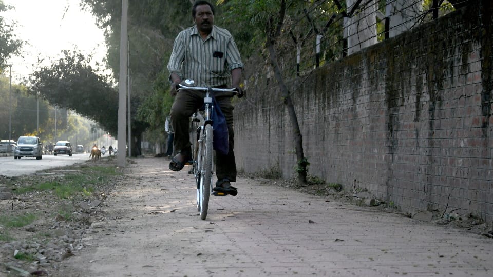 Cycle track survey conducted in Chandigarh by Cyclegiri NGO