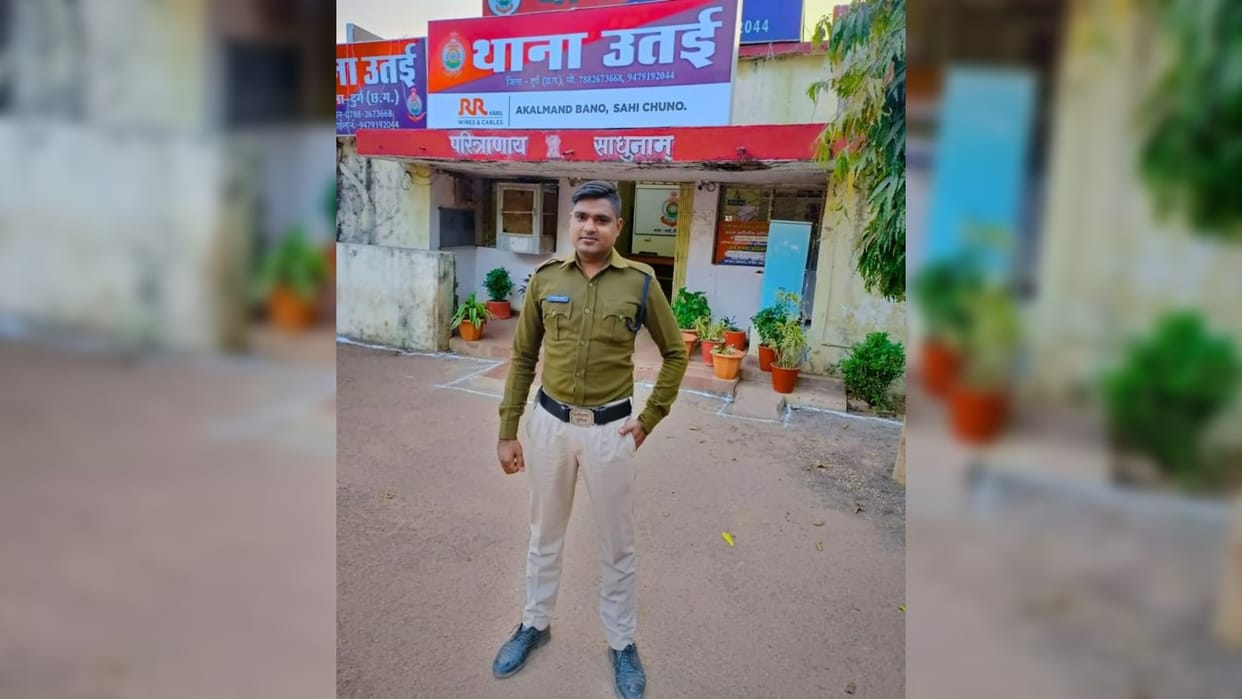 ASI son attacked constable with knife condition critical