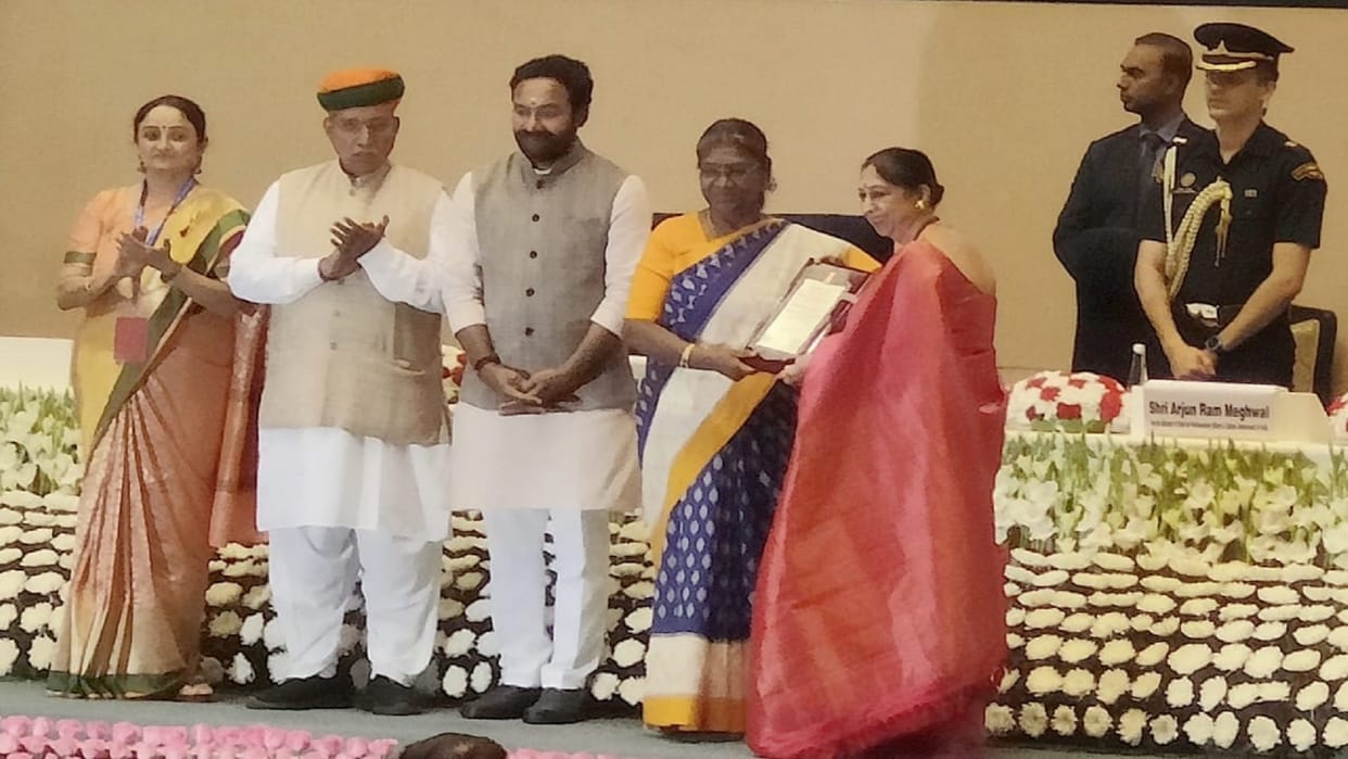 Folk singer Padma Shri Mamta Chandrakar received Sangeet Natak academi Award