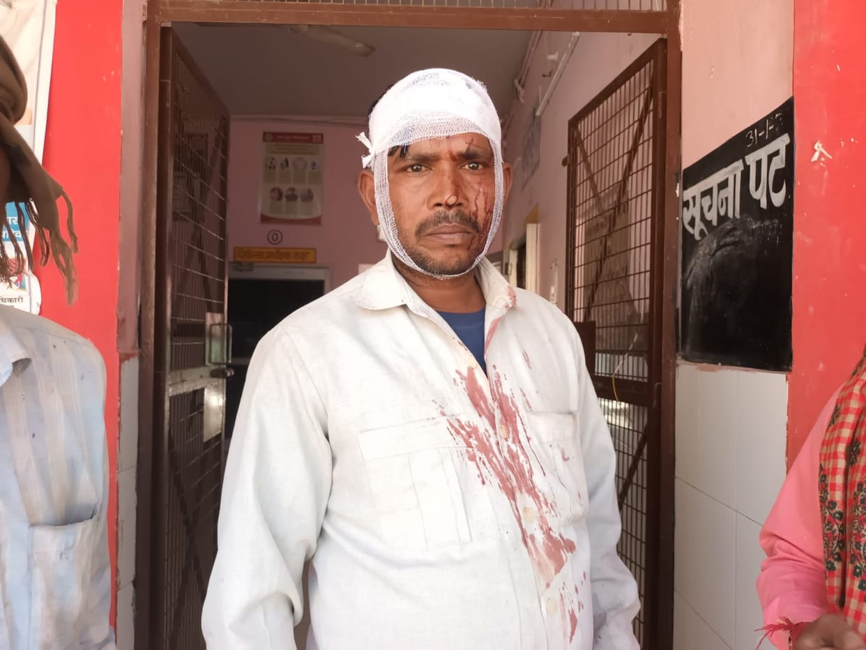 Baghpat: Clash between two parties over removal of crusher, four people injured