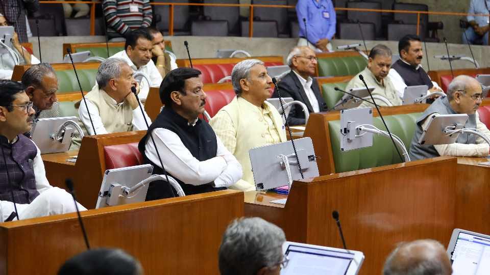 MLA Jogiram Sihag and minister Devender Singh Babli face to face in assembly