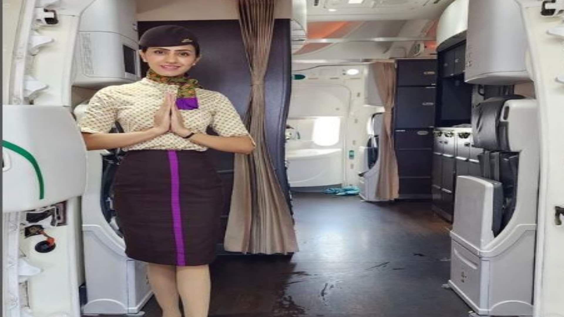 Mamta Choudhary Photo Gallery of Air Hostess Mamta Choudhary of Rajasthan