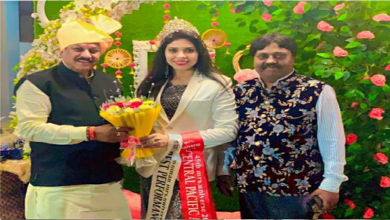 Prerna win two titles of "Mrs. Universe" 2022-23