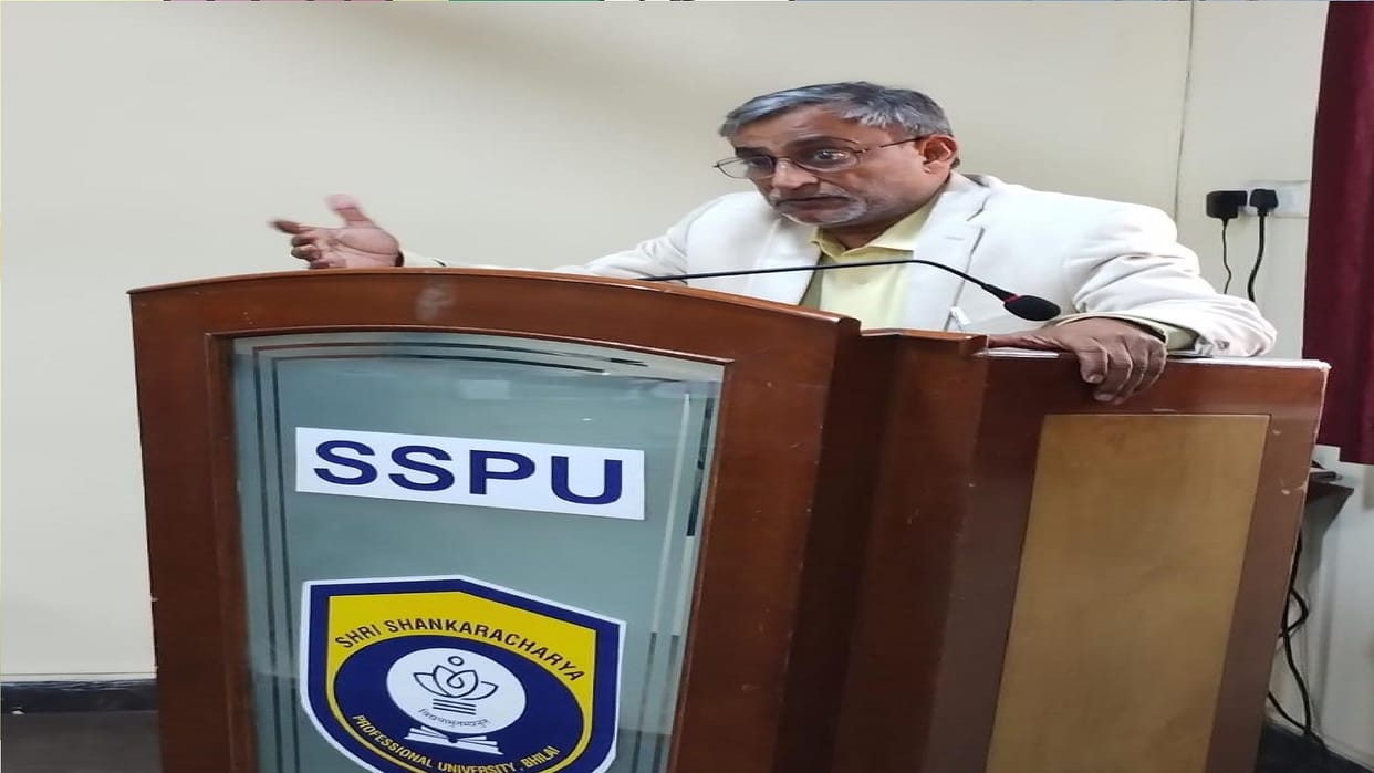 Professor Shahi says on Mother Language Day in SSPU bhilai