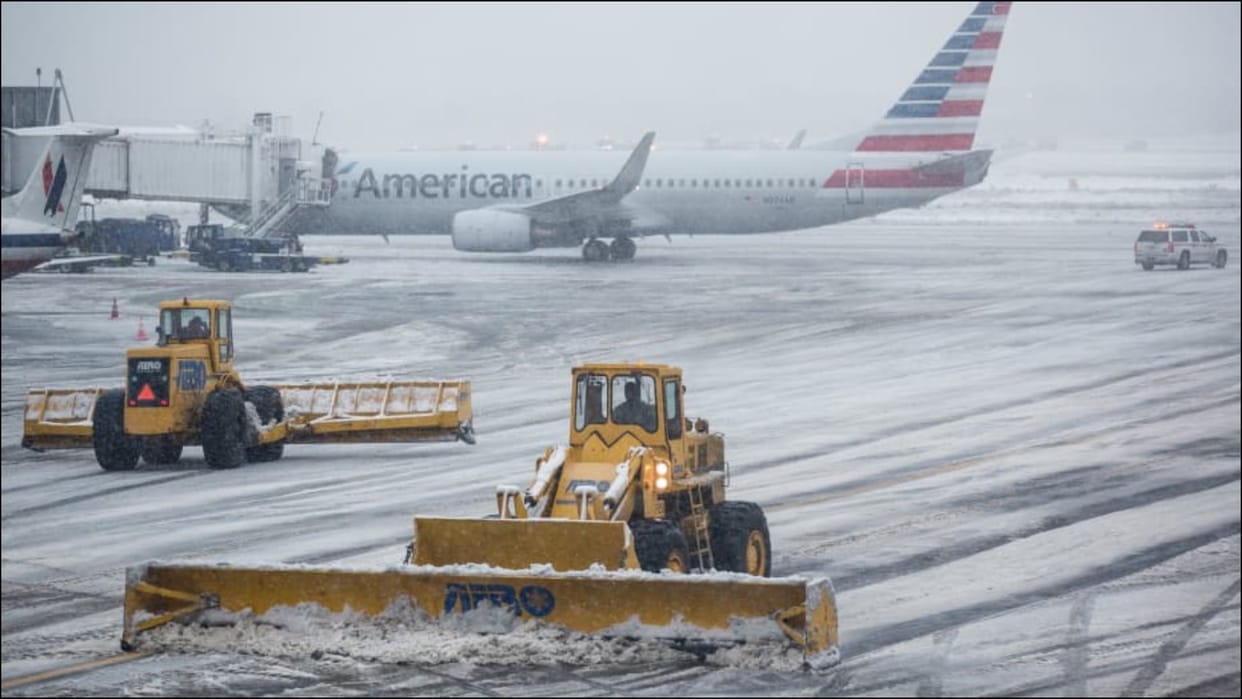 Over 1300 flights cancelled as winter storm grips US western-central states