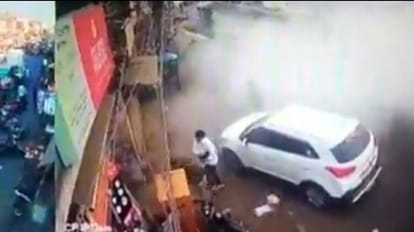 Prayagraj News :  उमेश पाल हत्याकांड का सीसीटीवी फुटेज।